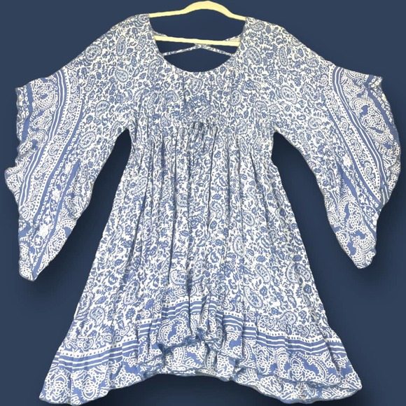 J. Glee Dresses & Skirts - J. Glee Boho Midi Flutter Sleeves Blue/White Womens Adjustable Paisley Medium
